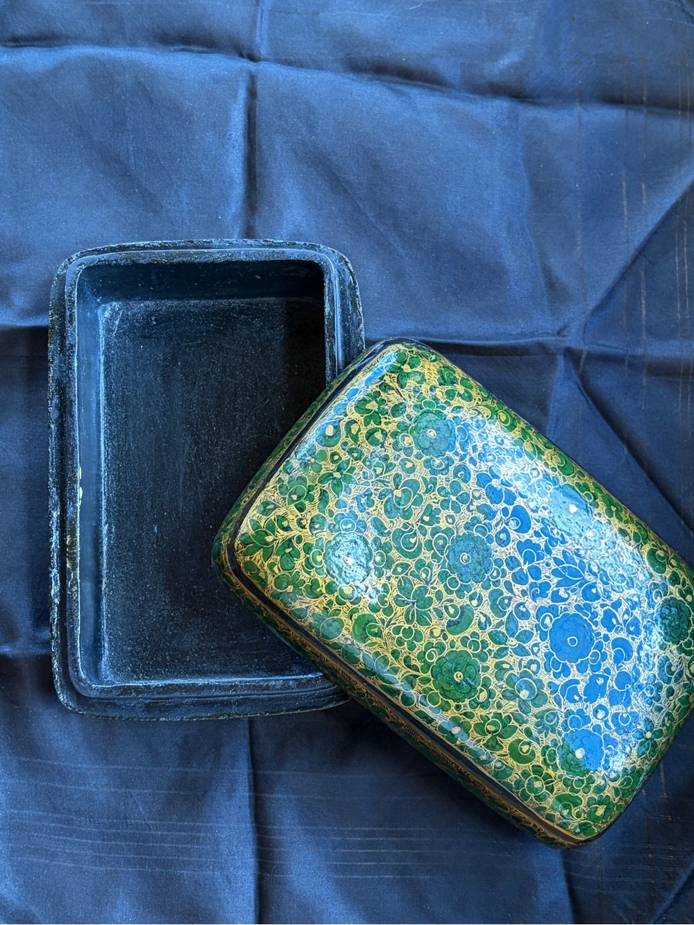 Vintage Green Gold Lacquer Floral Trinket Box Keepsake Jewelry Storage Decor - Picture 3 of 7